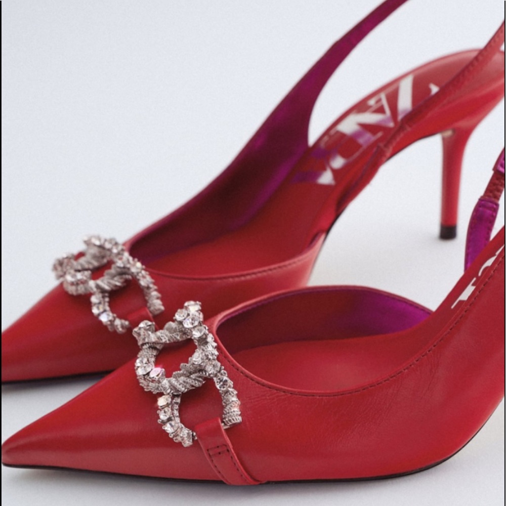 Gorgeous Zara red shoes